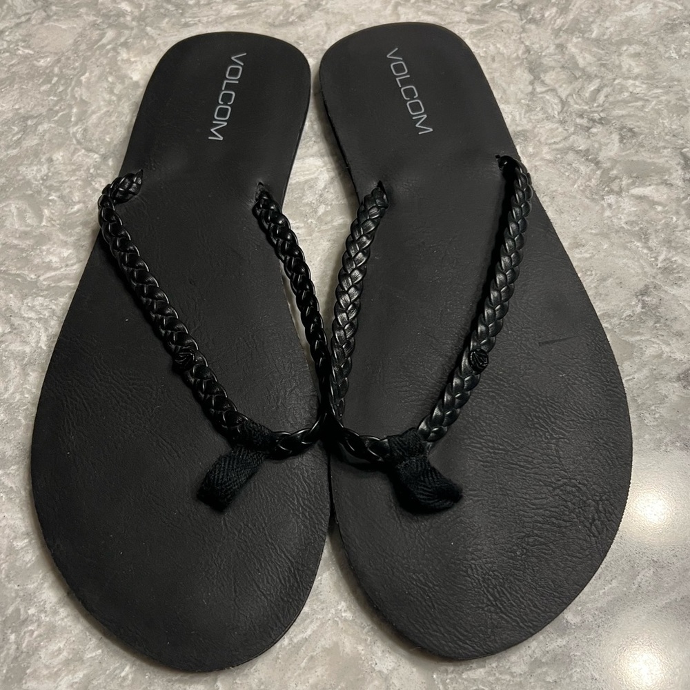 Women’s Volcom Flip Flops Size 10